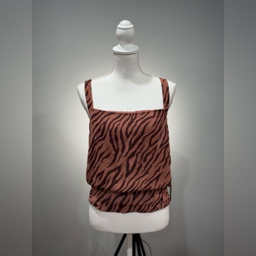 CLEARANCE! ASTR The Label Tiger Cross Back Top XL NWT